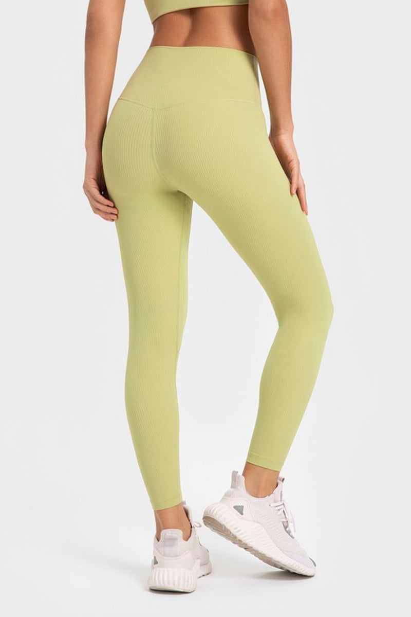 Nike Yoga Luxe 7/8 leggings in khaki