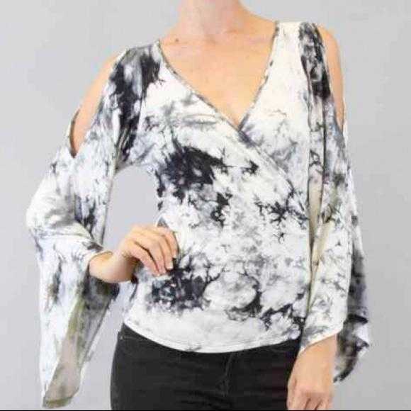 Tie-Die Flared Sleeve Top Gray-Tops-Moda Me Couture